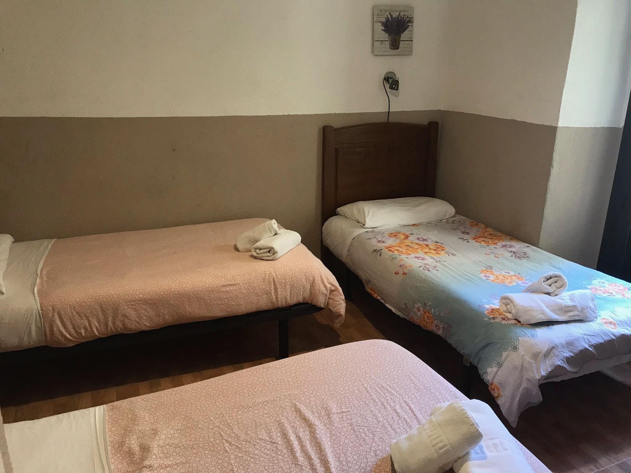 Hostal Los Perales Madrid Exterior photo A room at the hotel